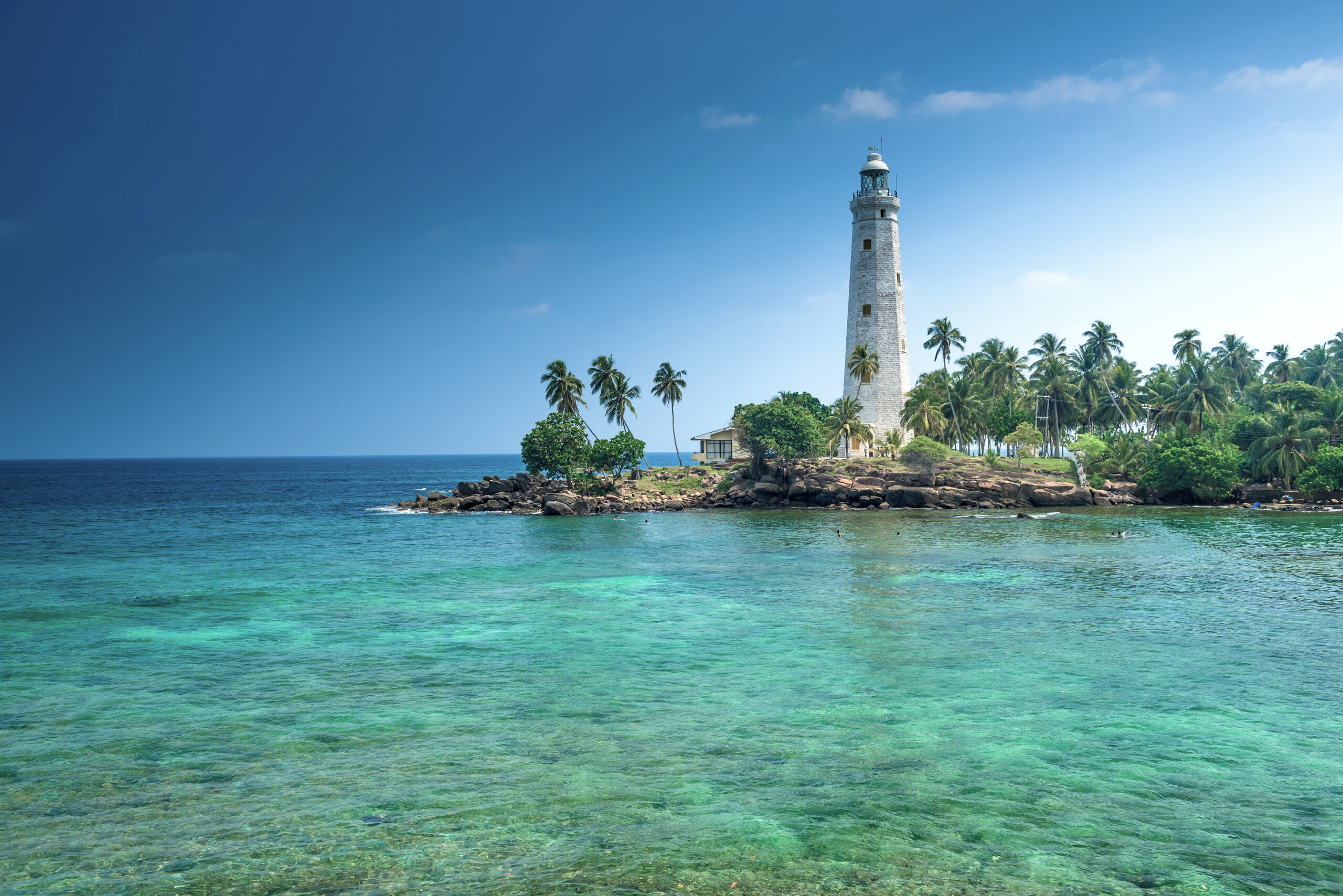 lighthouse-beautiful-beach-landscape-sri-lanka